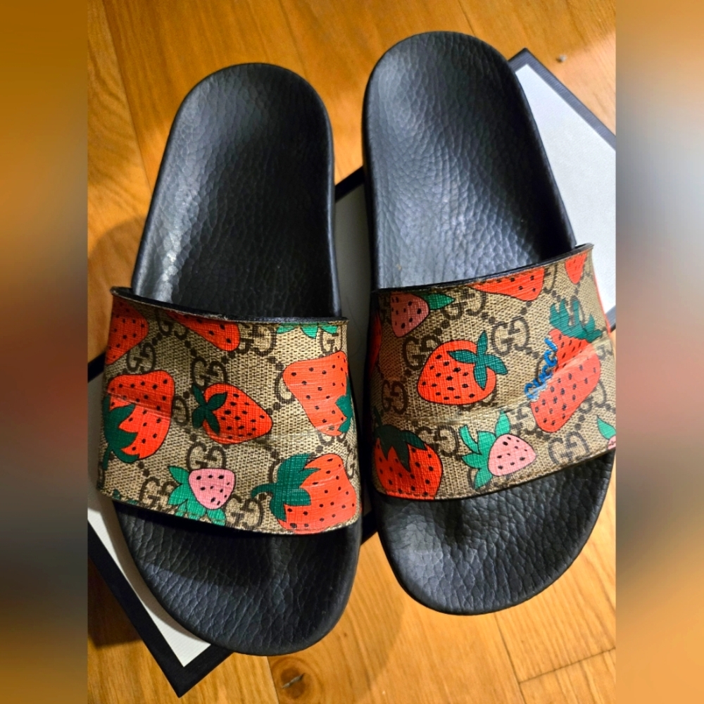 Gucci Sandals